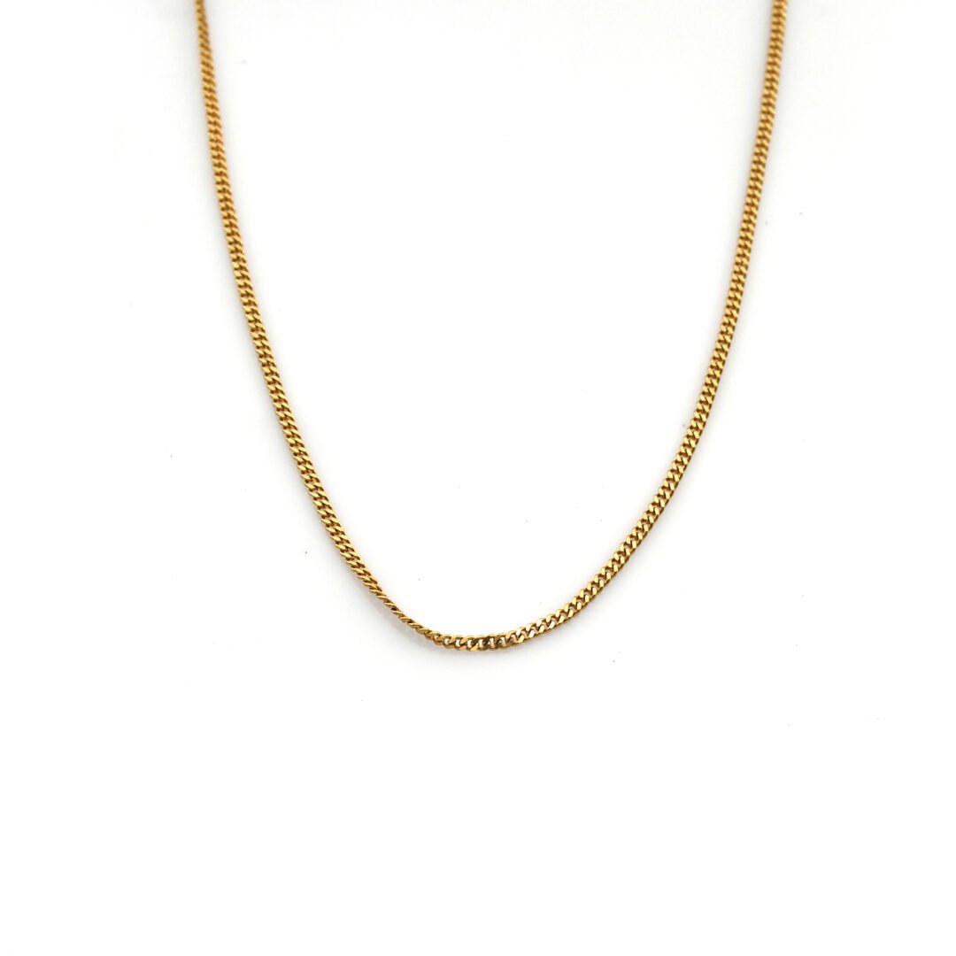 Cadena para dama oro 18k Diseño Groumet seguro Pico de Loro